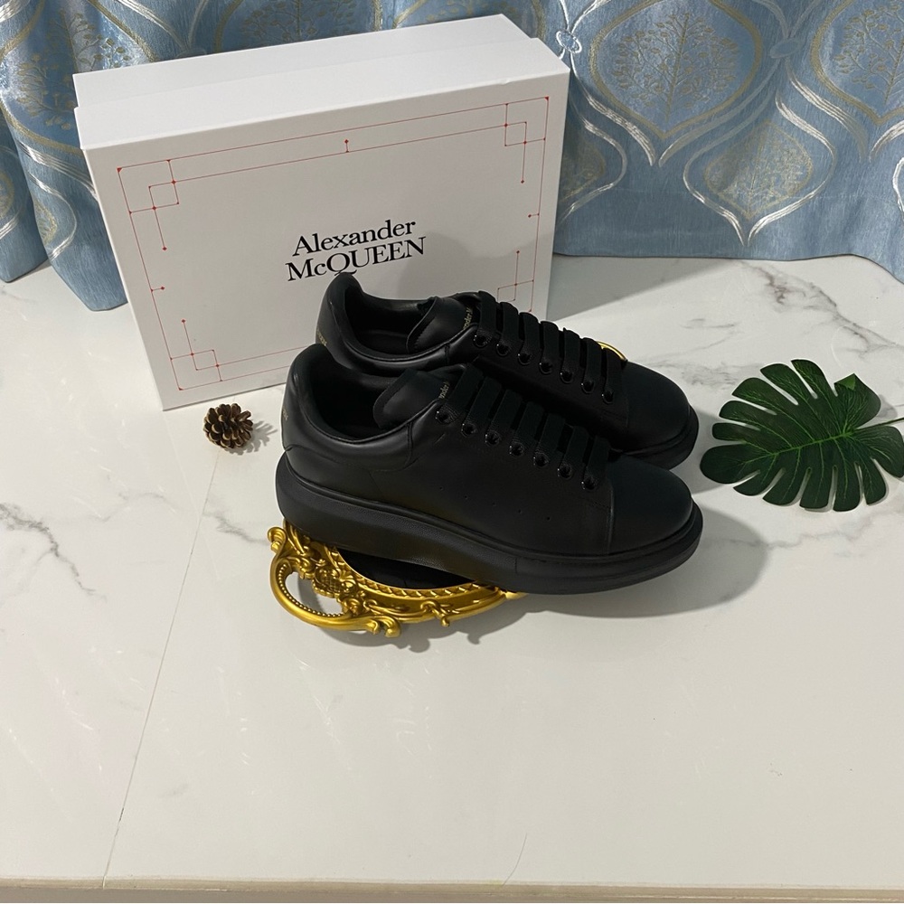 Alexander McQueen Black Leather Sneakers - Picture 6 of 9